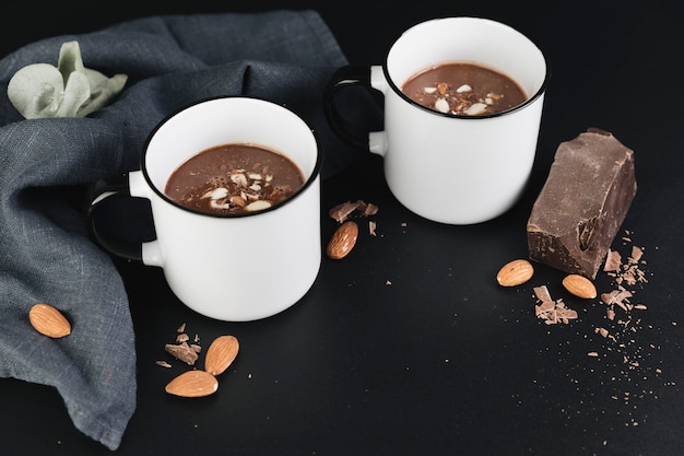 Chocolate caliente con frutos secos