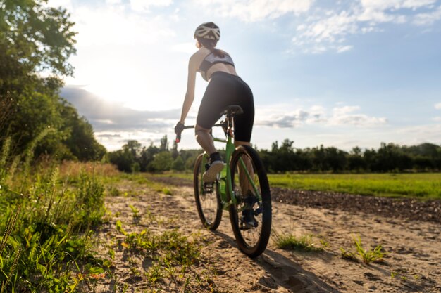 cicatrizarse, de, un, ciclista, mujer, outdors