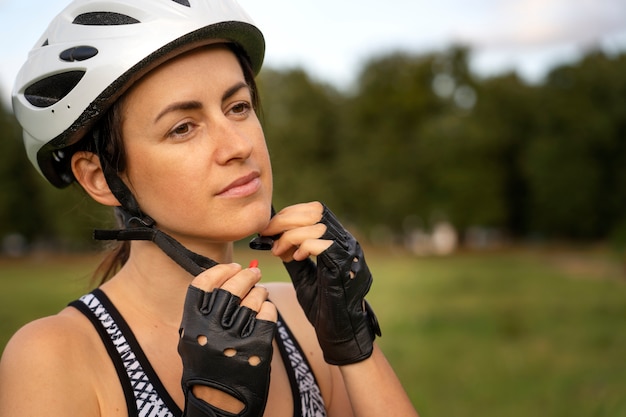 cicatrizarse, de, un, ciclista, mujer, outdors