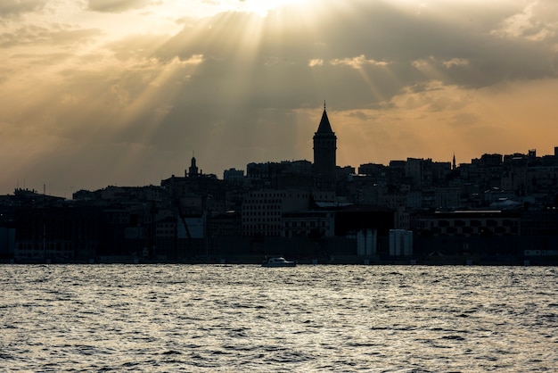 Foto gratuita cielo nublado en estambul, turquía