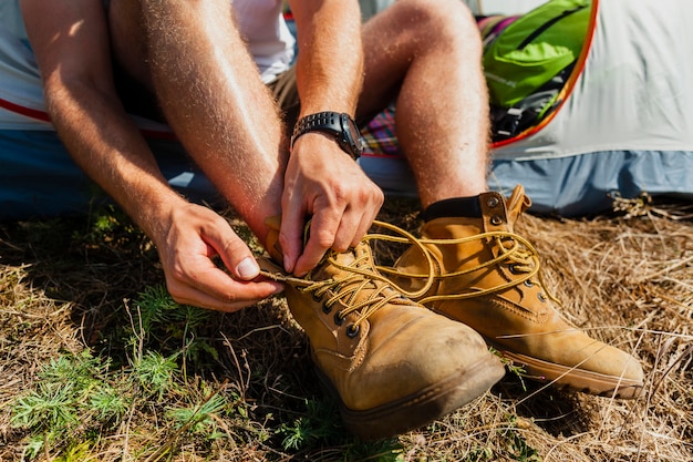 Cierre masculino de cordones de zapatos