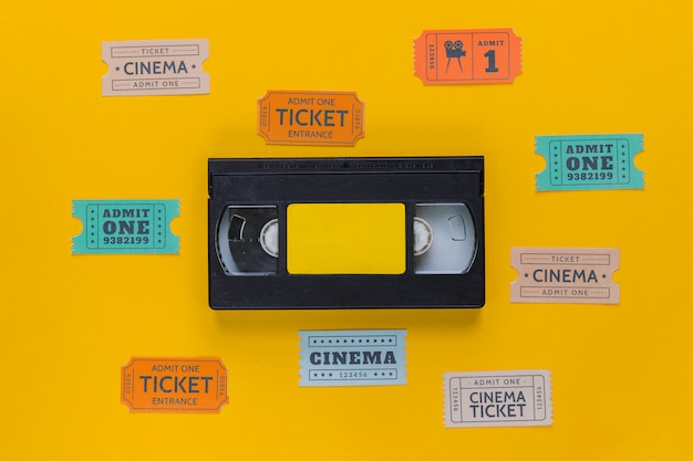 Cinta de video con entradas de cine