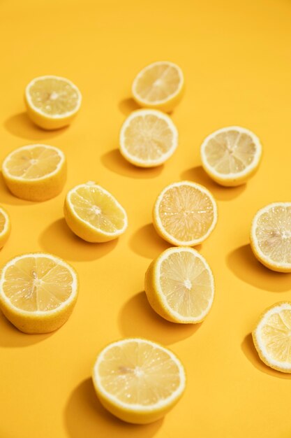 Close-up deliciosas rodajas de limón