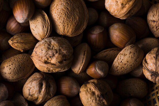 Close-up mezcla orgánica de nueces