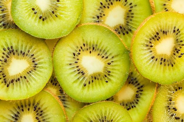 Close-up de rodajas de kiwi