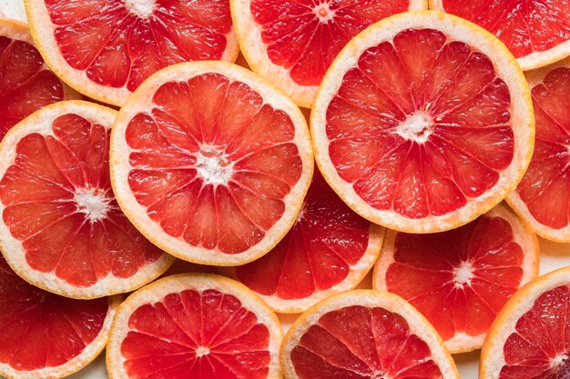 Close-up de rodajas de pomelo