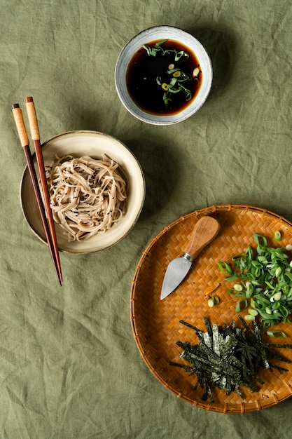 Foto gratuita cocina comida japonesa