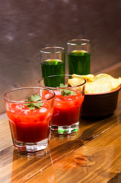 Coctail de tomate y alcohol