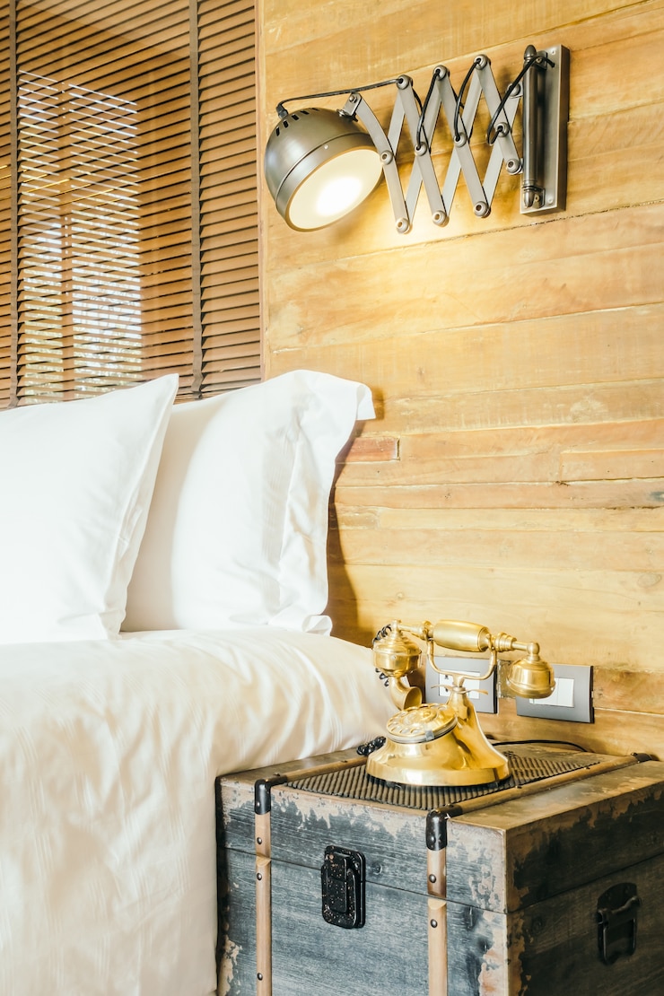 Foto gratuito colchón del lecho fondo habitación blanca