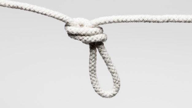 Colgante de cuerda de algodón retorcida blanca