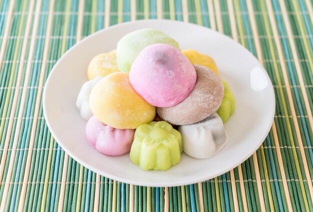 Colorido postre mochi