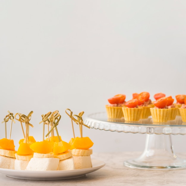 Comida de catering de alto ángulo