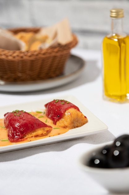 Foto gratuita comida para celebrar el día mundial de las tapas