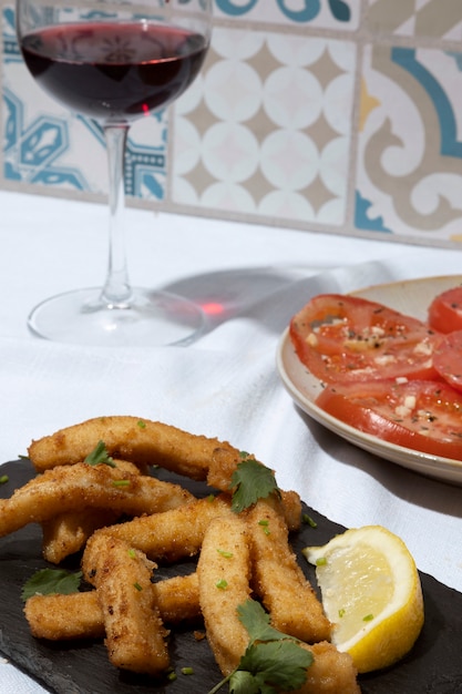 Comida para celebrar el día mundial de las tapas