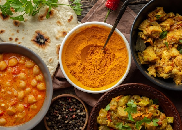 Comida deliciosa india en plano