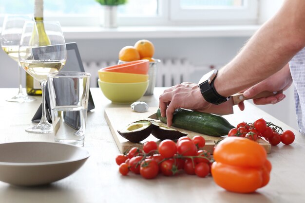 Comida en la mesa