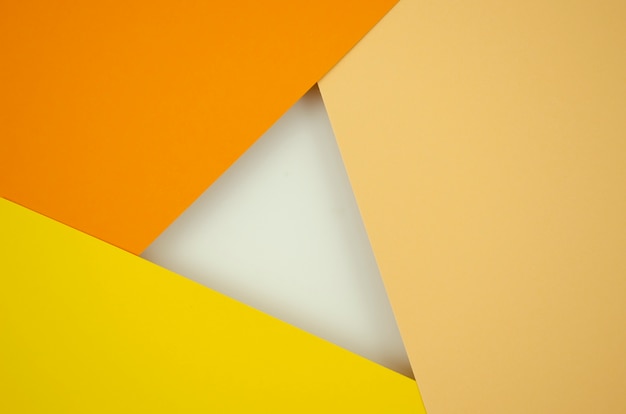 Composición abstracta naranja degradado con papeles de color