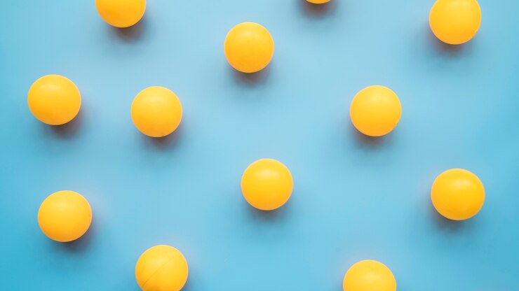 Foto gratuito composición adorable de deporte con elementos de ping-pong
