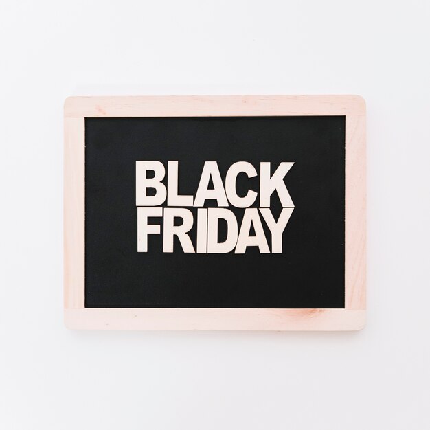 Composición de black friday con pizarra