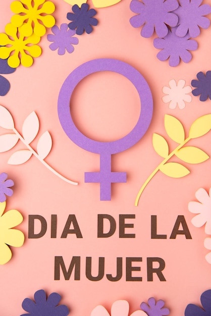 Composición de bodegones del día de la mujer.