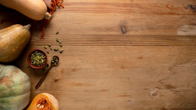 Composición de borde de comida de acción de gracias de vista superior con espacio de copia