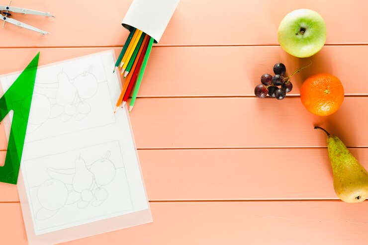 Foto gratuito composición de comida sana con papel en blanco