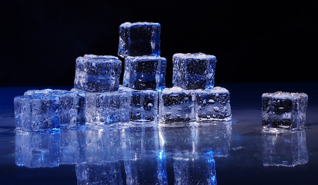 Composición de cubitos de hielo.