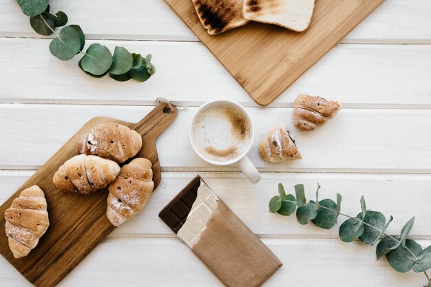 Composición de desayuno delicioso