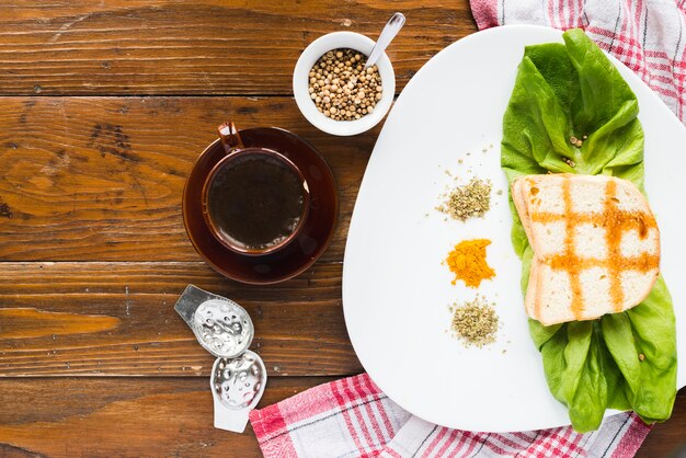 Composición de desayuno sano