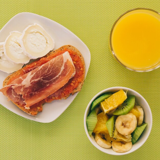 Composición de desayuno