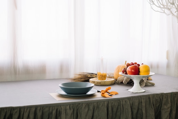 Foto gratuita composición de mesa de thanksgiving