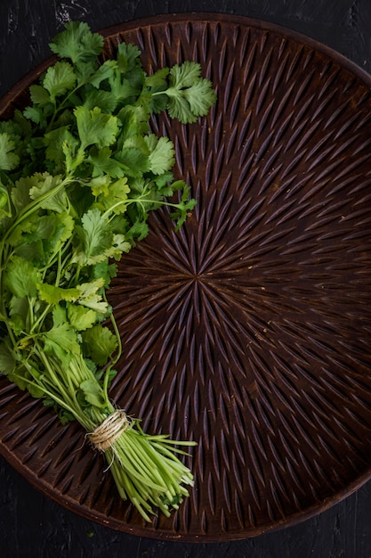 Composición moderna de cocina con ingredientes sanos