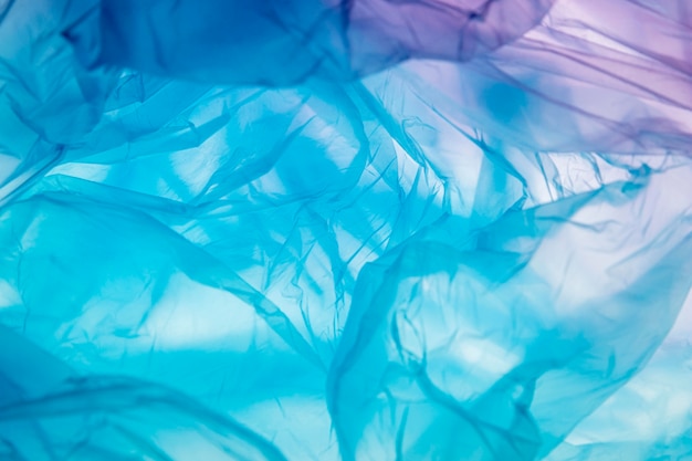 Composición de la vista superior de bolsas de plástico de diferentes colores