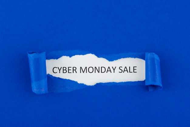 Foto gratuita composición de la vista superior del cyber monday