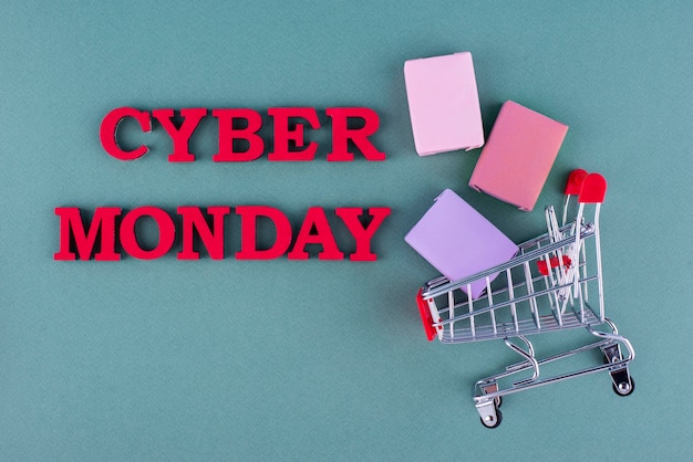 Composición de la vista superior del cyber monday