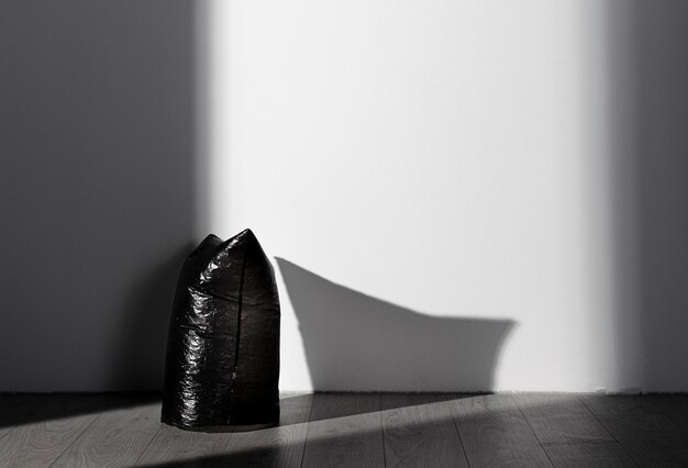 Concepto abstracto de bolsa de plástico con espacio de copia