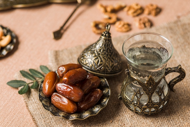 Concepto de comida arabe para ramadán