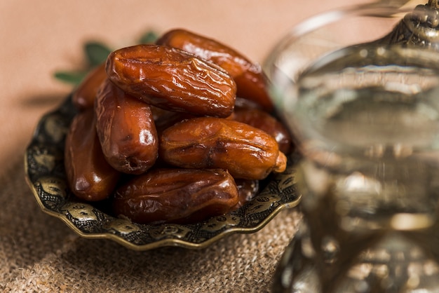 Foto gratuita concepto de comida arabe para ramadán