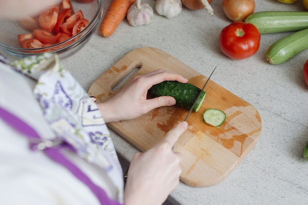 Concepto de comida sana con pepino