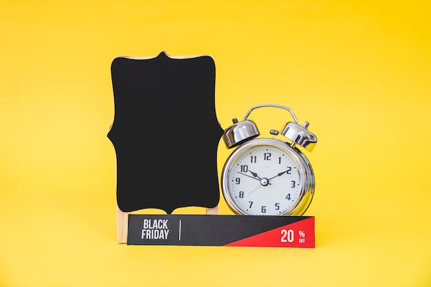 Foto gratuita concepto creativo de rebajas de black friday