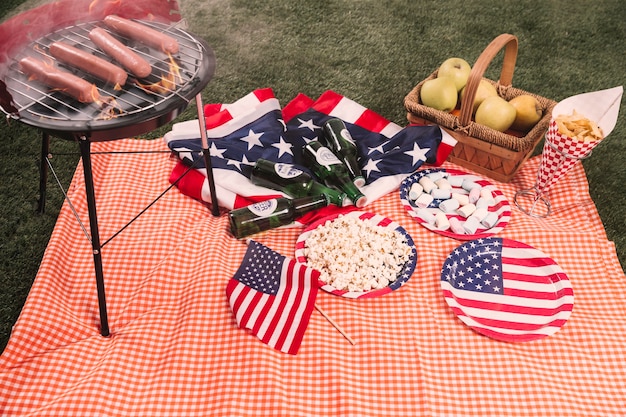 Foto gratuita concepto para el día de la independencia de los eeuu con barbacoa