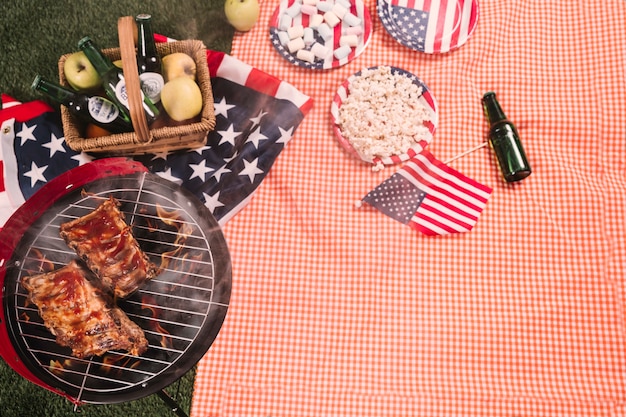 Foto gratuita concepto para el día de la independencia de los eeuu con barbacoa