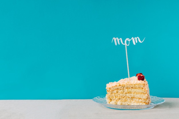 Concepto del día de la madre con tarta deliciosa