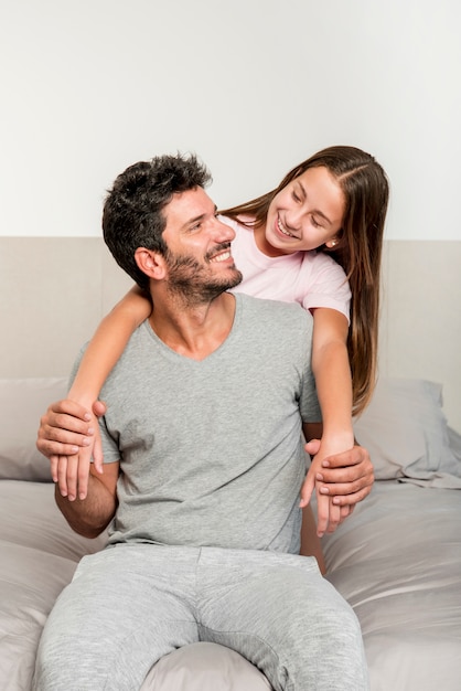 Concepto del día del padre con familia feliz