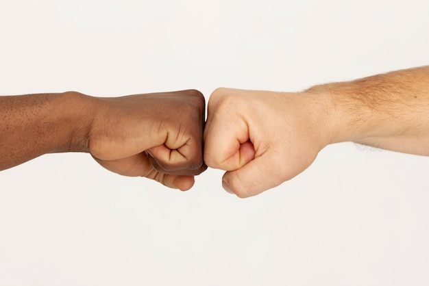 Foto gratuita concepto de diversidad con las manos