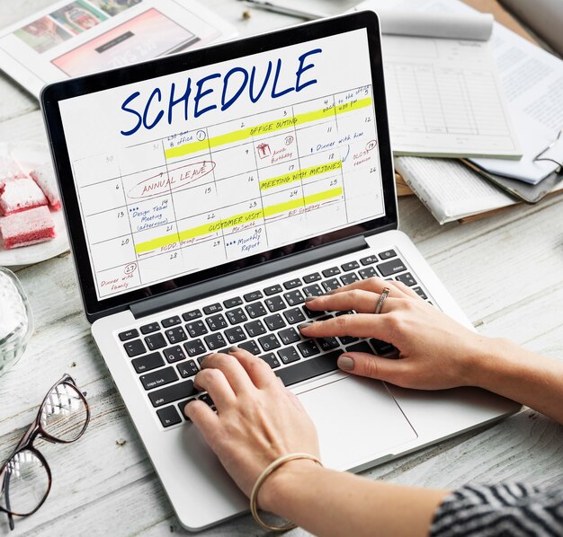Concepto de fecha de programación de calendario de planificador
