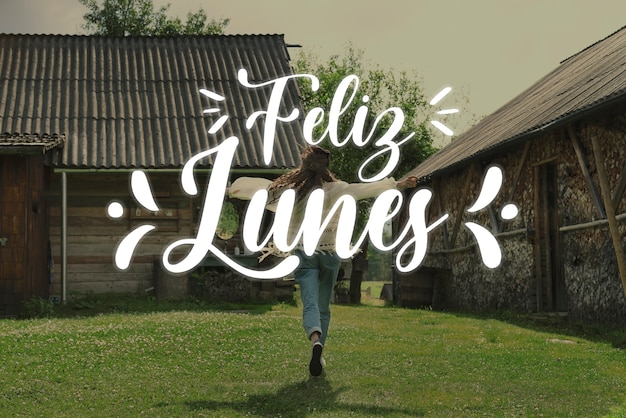 Concepto de feliz lunes con mujer corriendo