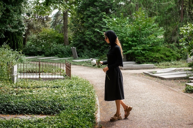 Foto gratuita concepto de fondo de cementerio