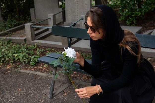 Foto gratuita concepto de fondo de cementerio