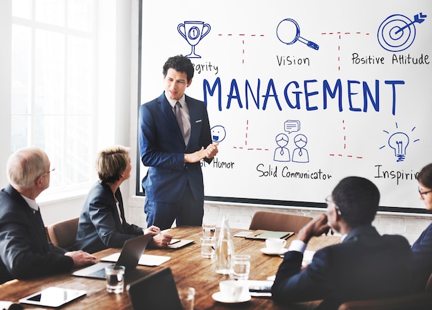 Foto gratuita concepto de mentor de negociación empresarial de coaching de gestión